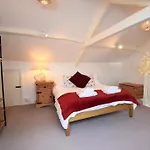 펜션 3 Bed In Penrith Oc-74159