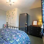 3 Bed In Penrith Oc-74159 *