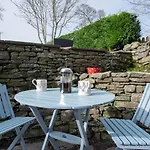 3 Bed In Penrith Oc-74159 *