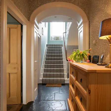 3 Bed In 74159